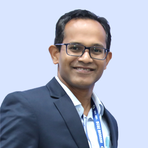 Dr. Naresh Fadte